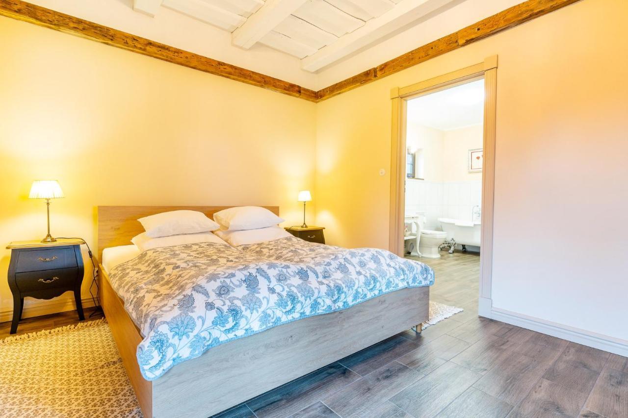 Hotel Folwark Karczemka Maldyty Esterno foto