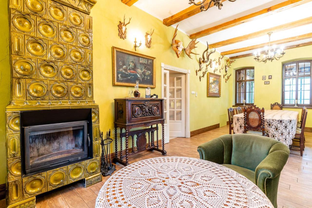 Hotel Folwark Karczemka Maldyty Esterno foto