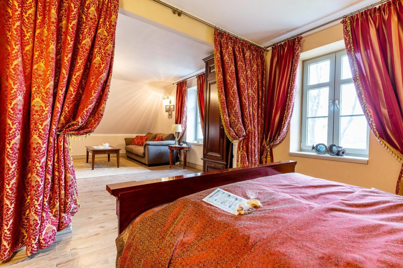 Hotel Folwark Karczemka Maldyty Esterno foto