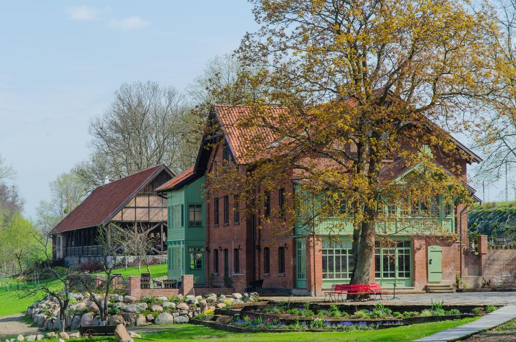 Hotel Folwark Karczemka Maldyty Esterno foto
